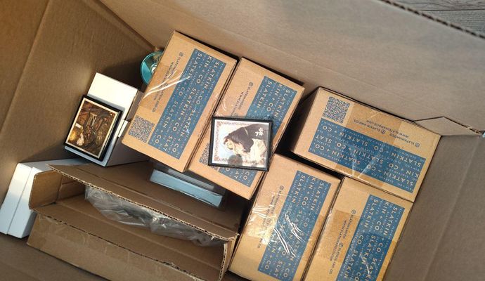 Packed personal content items